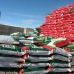 در آذر ‌ماه ۱۴۰۴ اتفاق افتاد: توزیع۵۵۰۰ تن کود یارانه‌ای بین کشاورزان اصفهانی