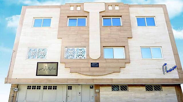 مرکز تحقیقات علوم بینایی پارسیان از آبان ۱۳۹۰
بهعنوان بازوی پژوهشی کلینیک فعالیت میکند