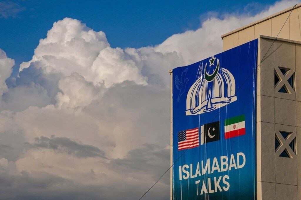 توپ هاساکت شدند تا دیپلمات ها سخن گویند: باز تعریف معادله قدرت با هفت برگ برنده ایران